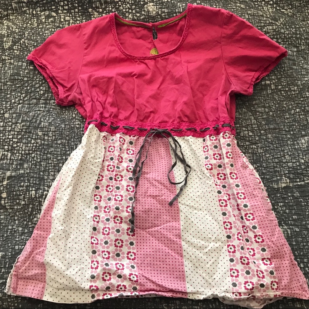 Pink and white Small scrub top